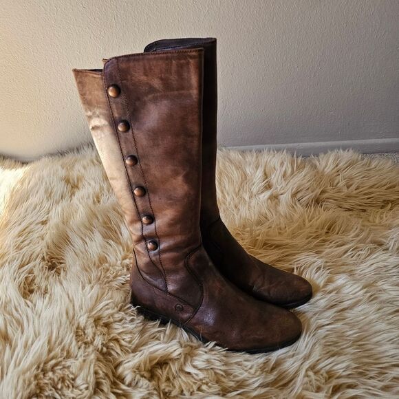 Bottes Born Genou - Cuir Marron Et Noir Avec Cloutage - Taille 7 US - Neuf Avec Boîte